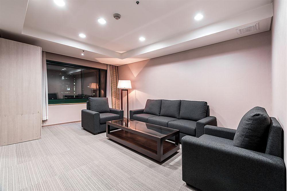 New Hilltop Hotel Seoul Exterior photo