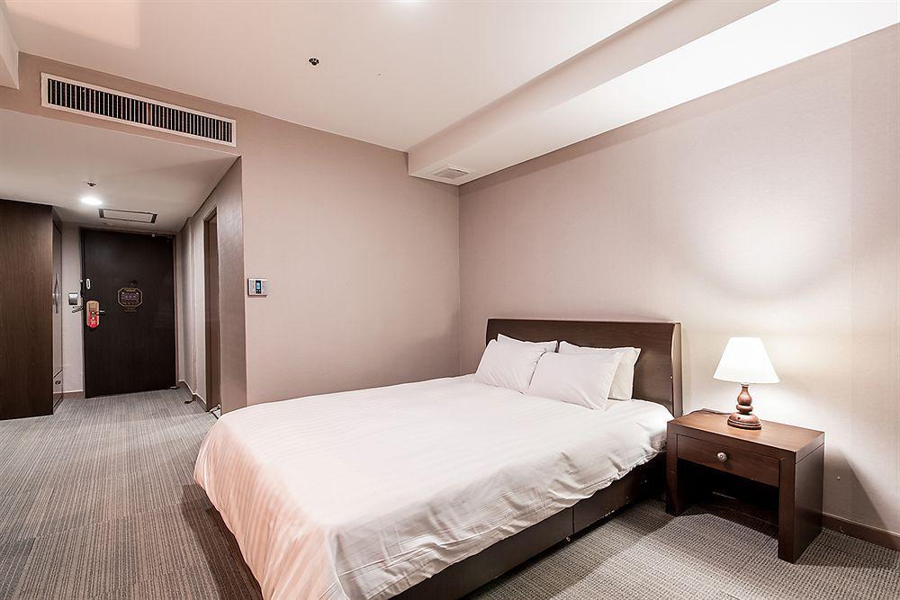 New Hilltop Hotel Seoul Exterior photo