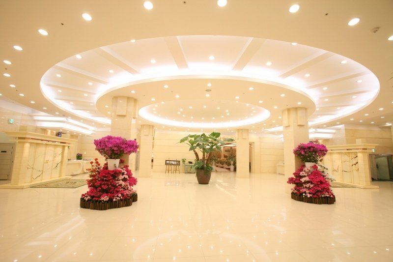 New Hilltop Hotel Seoul Exterior photo