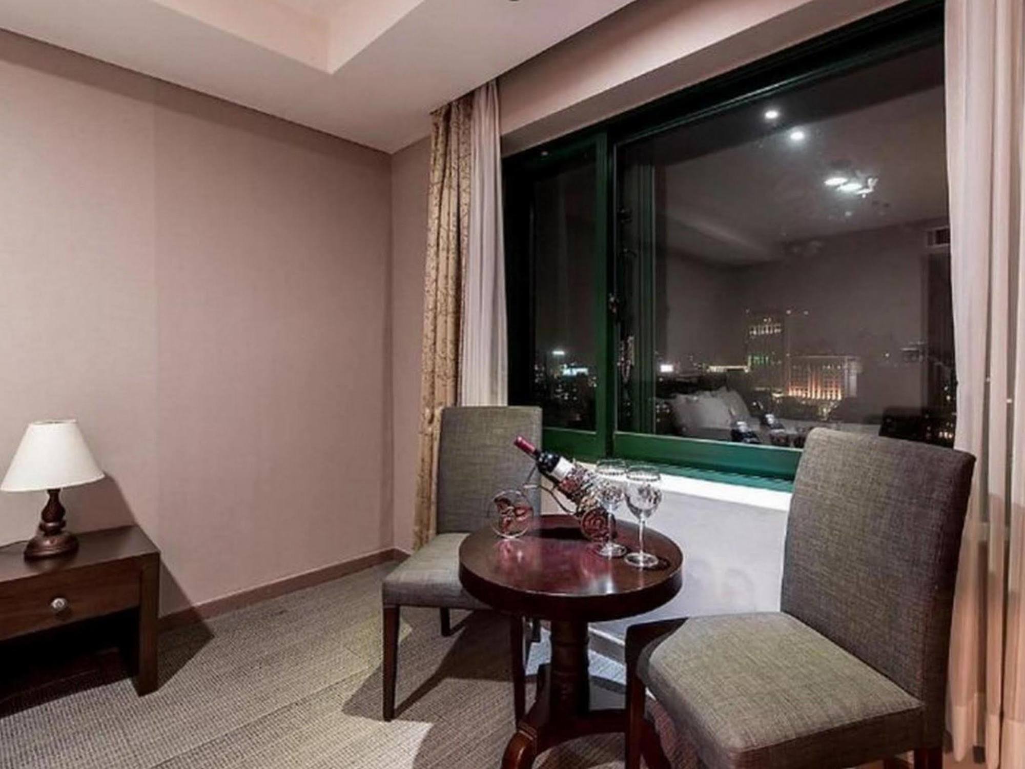 New Hilltop Hotel Seoul Exterior photo